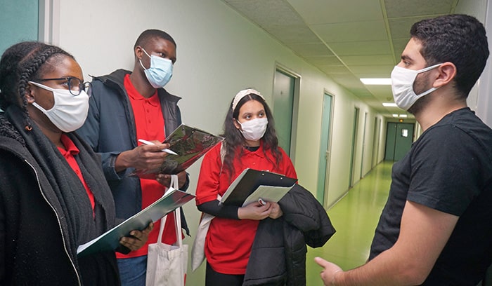 Référents étudiants en résidence universitaire lors de la pandémie de Covid-19.